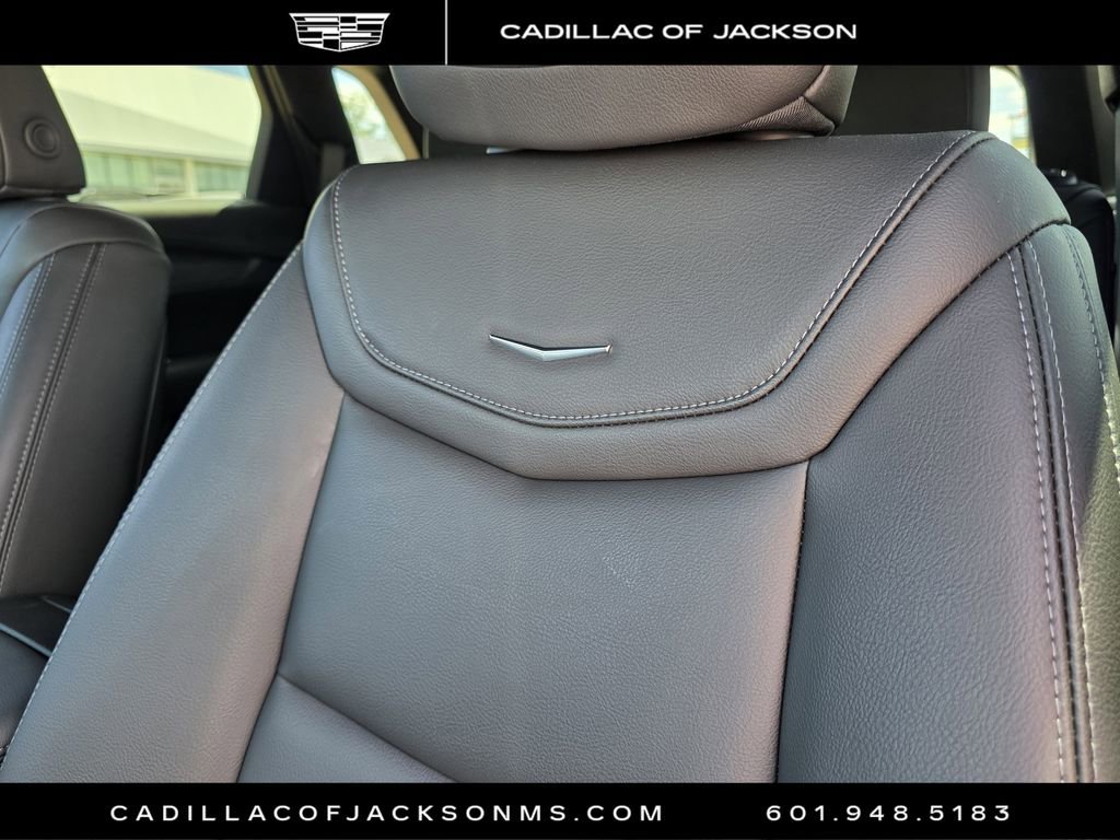 New 2026 Cadillac XT5 Luxury FWD image 18