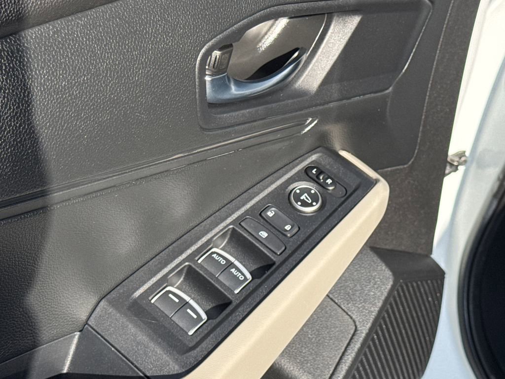 Used 2023 Honda Accord LX image 26