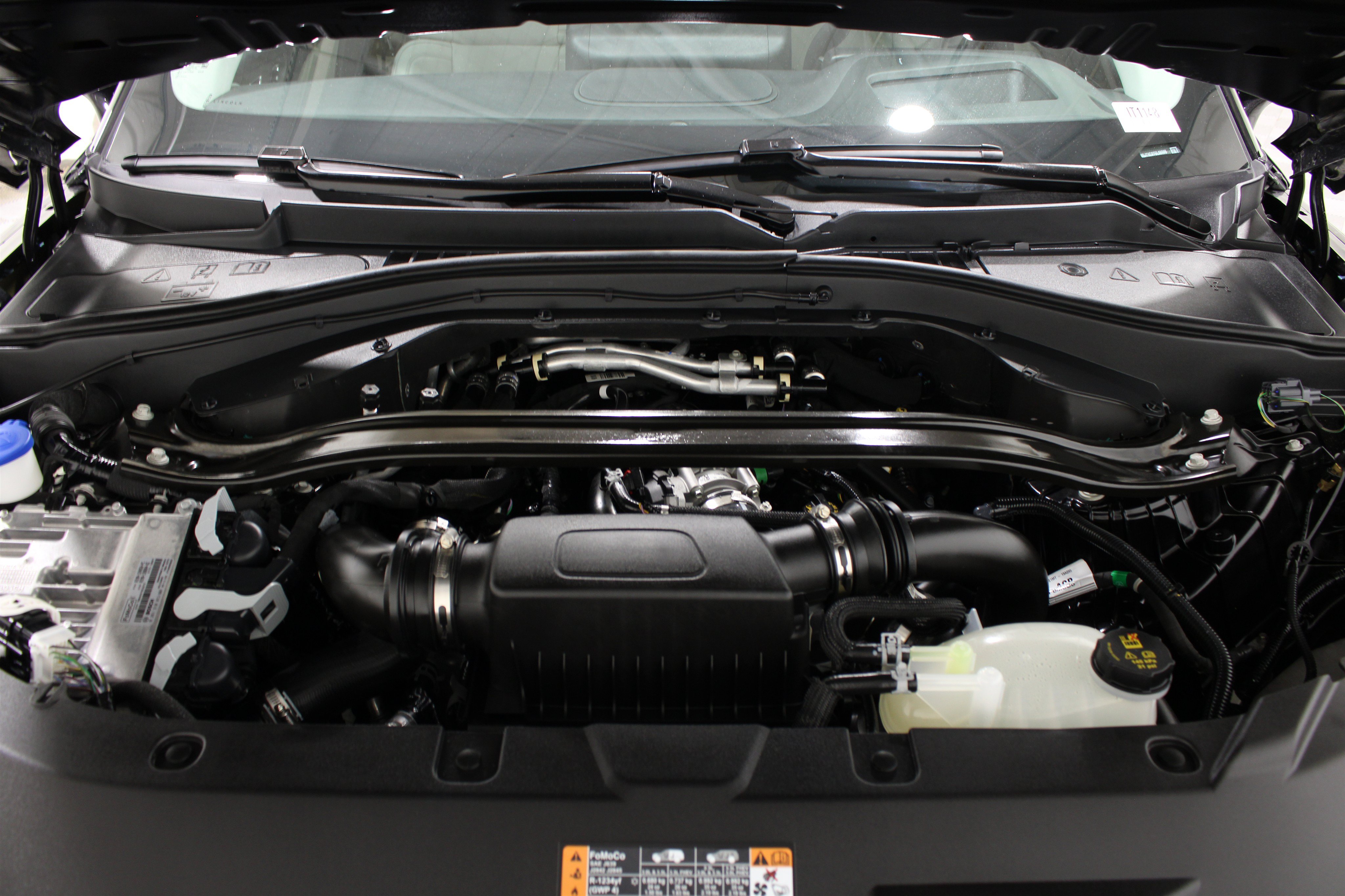 Certified 2026 Lincoln Aviator Reserve AWD/4WD image 44