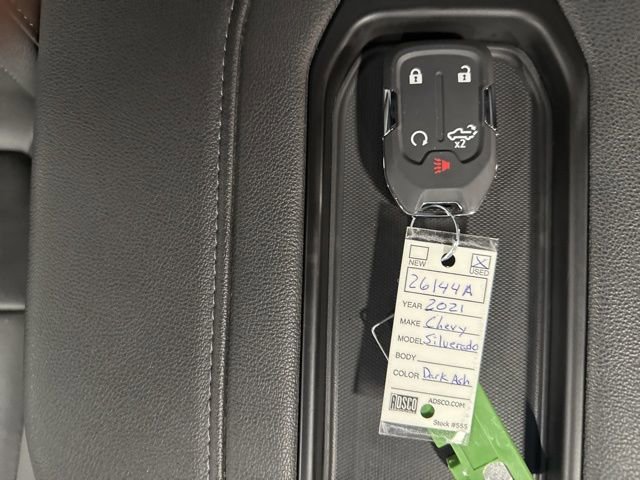 Used 2021 Chevrolet Silverado 1500 LTZ image 41