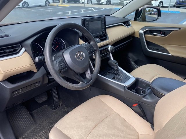 Used 2022 Toyota RAV4 XLE image 12