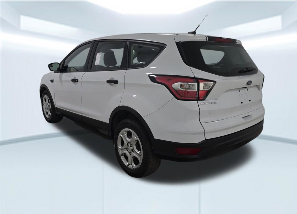 Used 2017 Ford Escape S FWD image 4