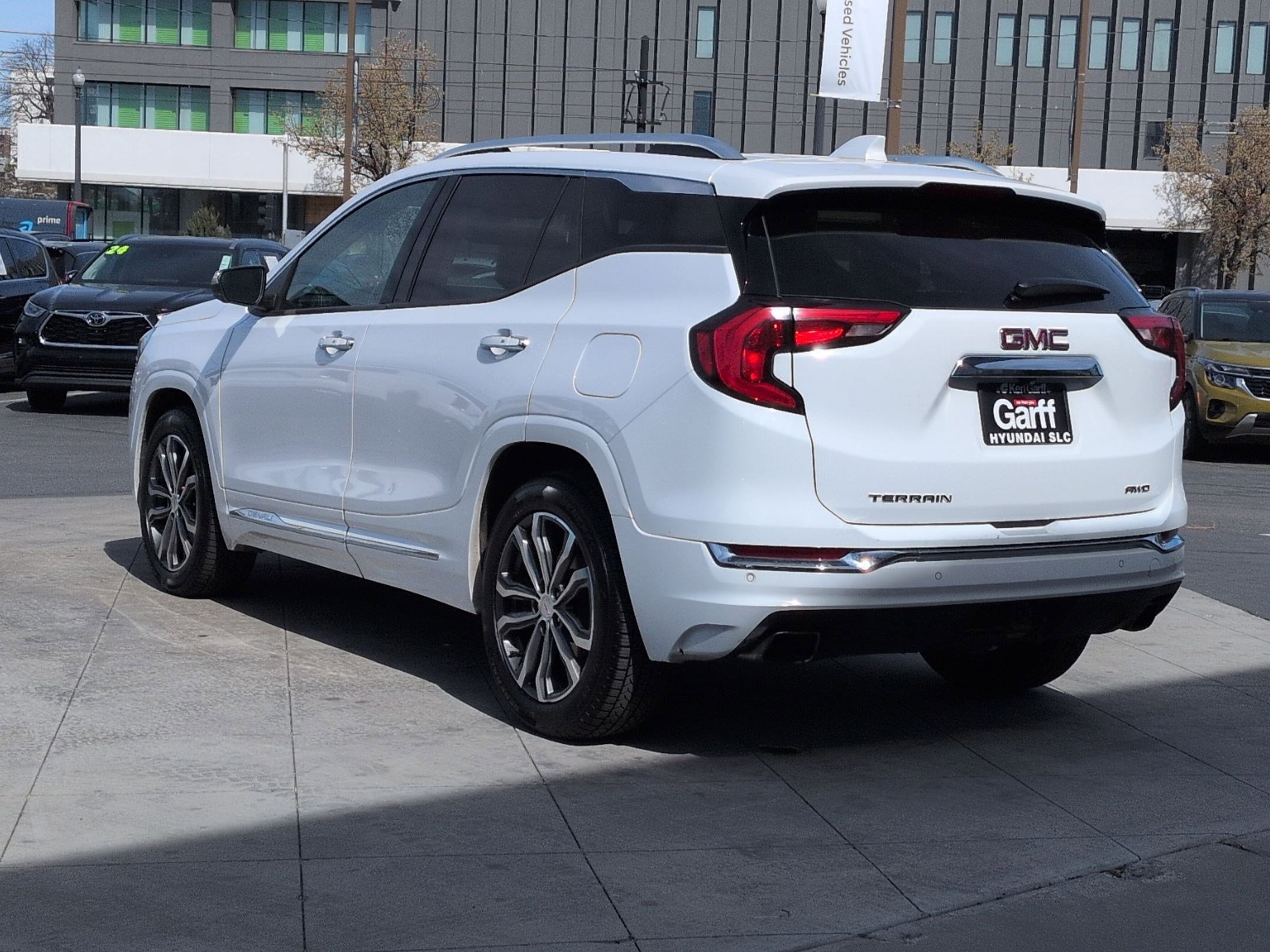 Used 2020 GMC Terrain Denali w/ Denali Premium Package image 7