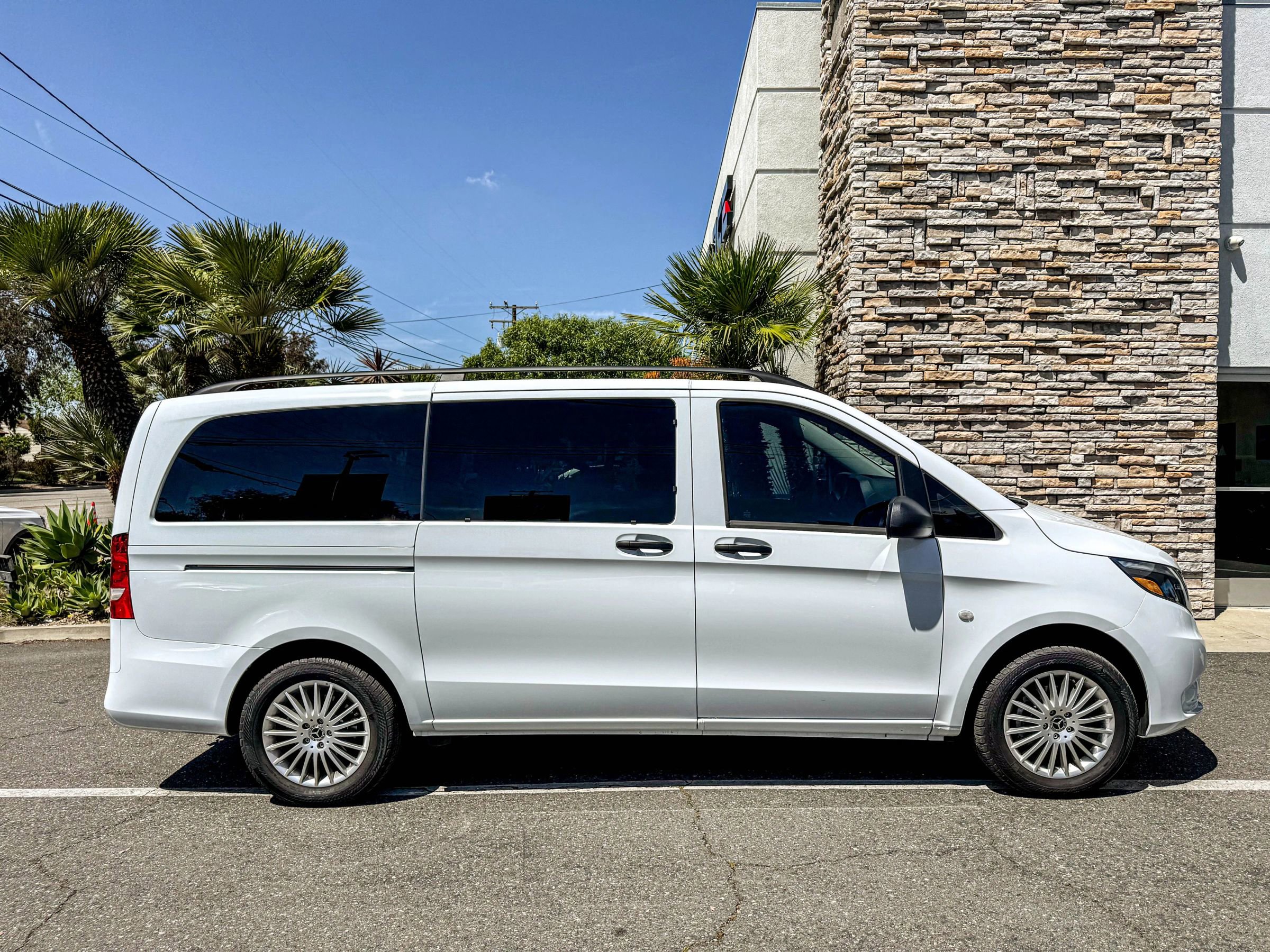 Used 2023 Mercedes-Benz Metris Passenger image 14