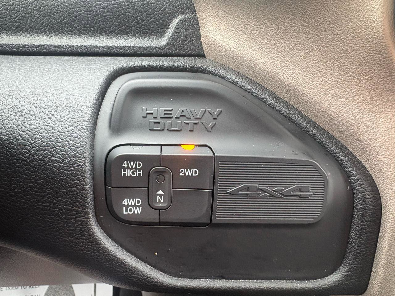 Used 2024 RAM 2500 Laramie AWD/4WD image 17
