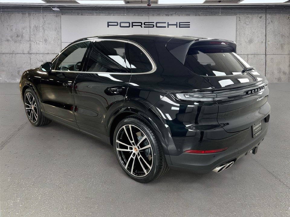 New 2026 Porsche Cayenne S AWD/4WD image 3