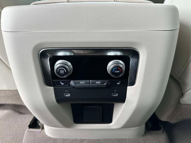 Used 2022 GMC Yukon Denali image 17