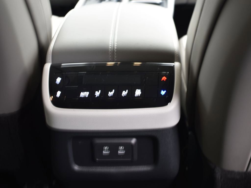 Used 2026 INFINITI QX60 Pure w/ Cargo Package image 19