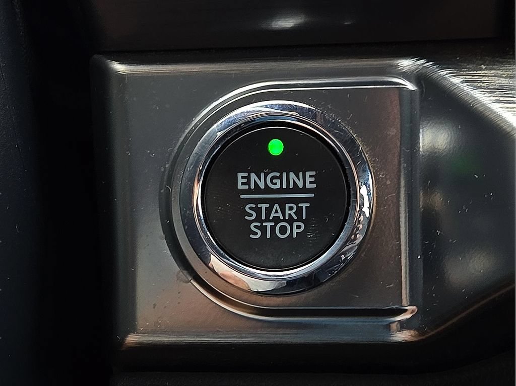 Used 2023 Ford F150 Lariat AWD/4WD image 15