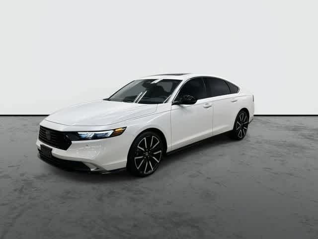 Used 2025 Honda Accord Touring image 8