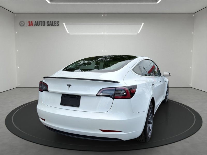 Used 2019 Tesla Model 3 Standard Range Plus RWD image 5