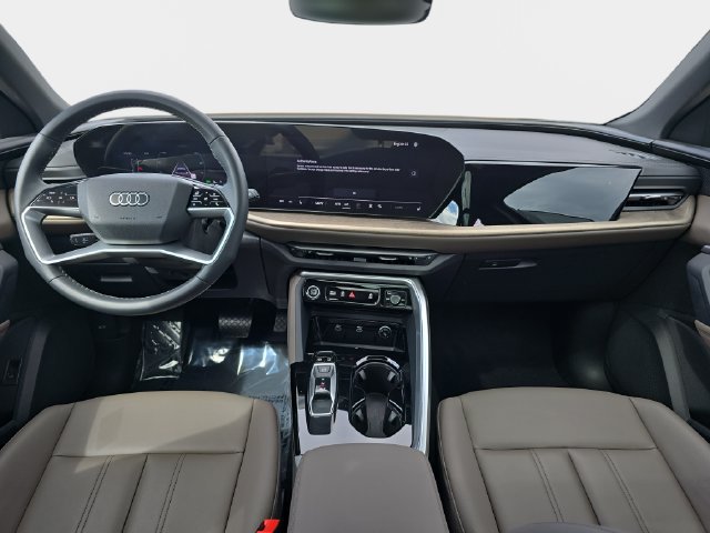Used 2025 Audi Q5 Premium w/ Convenience Package AWD/4WD image 10