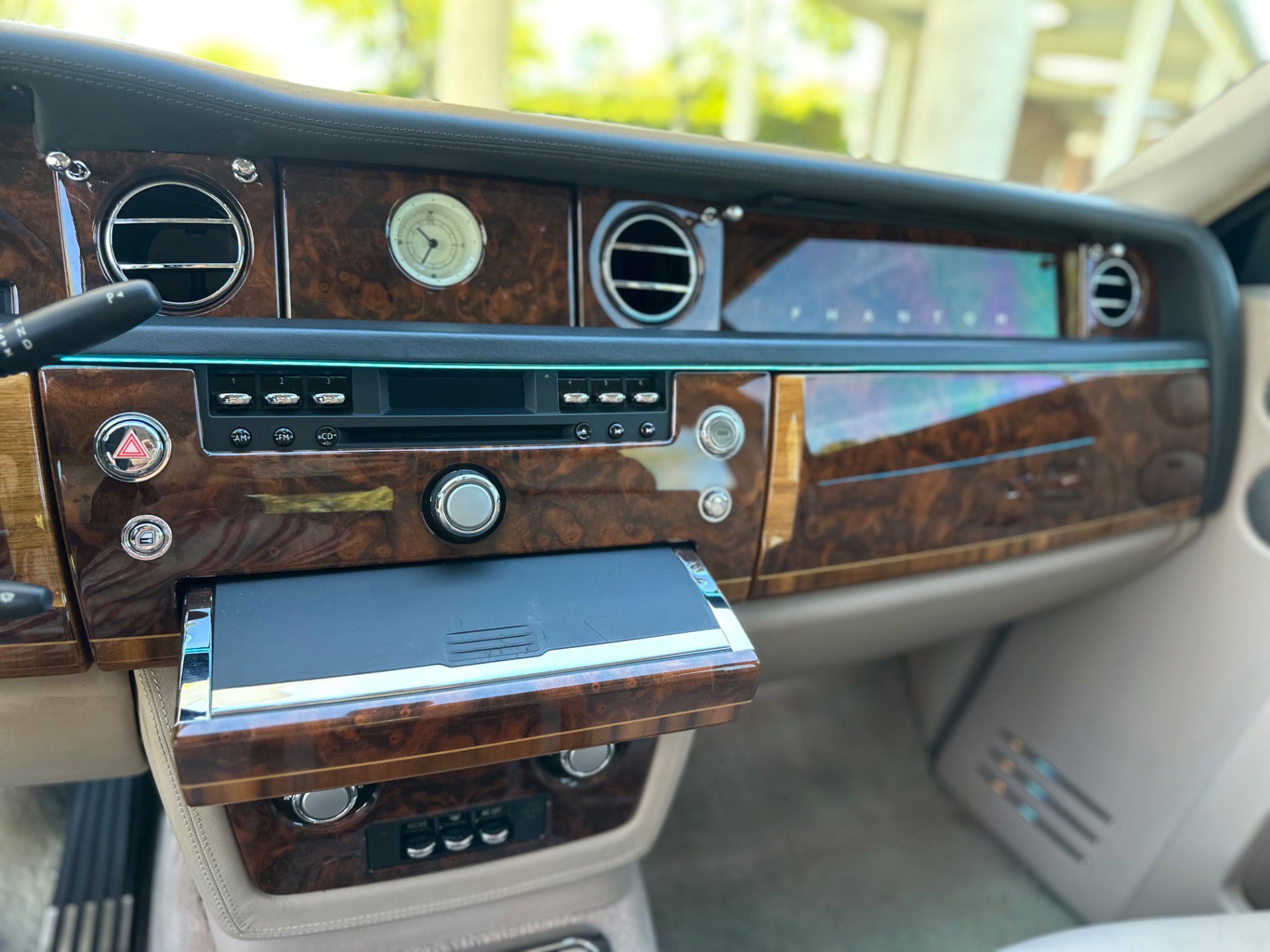 Used 2007 Rolls-Royce Phantom Sedan RWD image 40