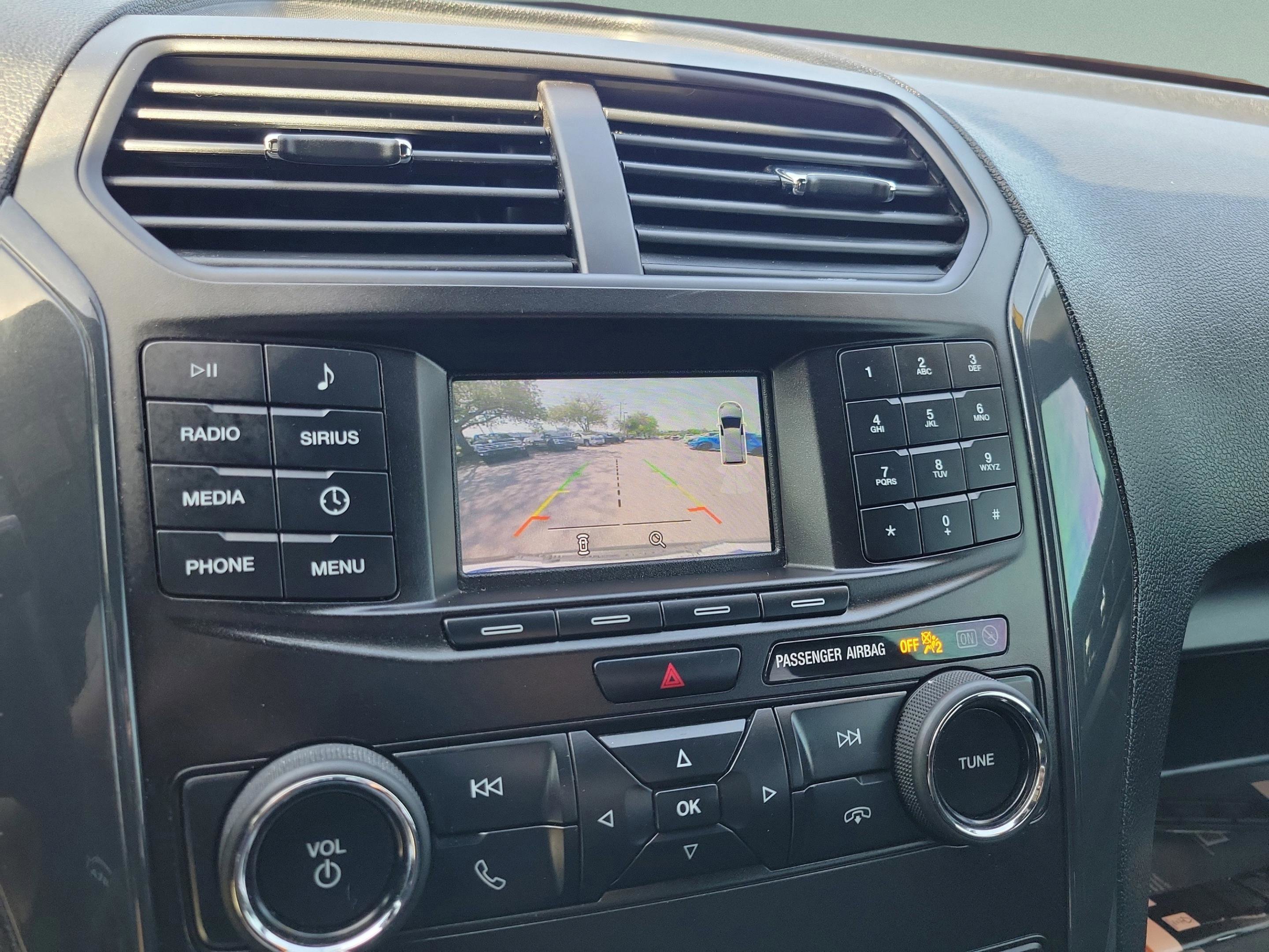 Used 2018 Ford Explorer XLT FWD image 28