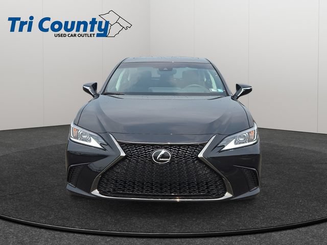 Used 2025 Lexus ES 350 w/ Technology Package FWD image 2
