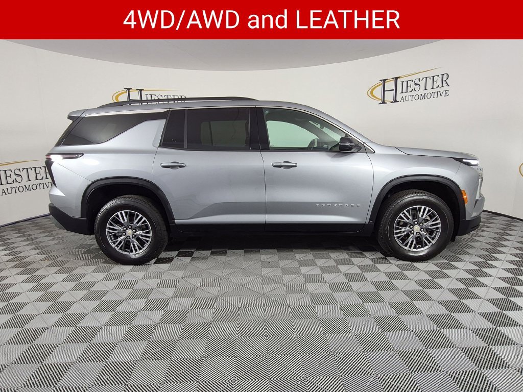 Certified 2025 Chevrolet Traverse LT AWD/4WD image 4