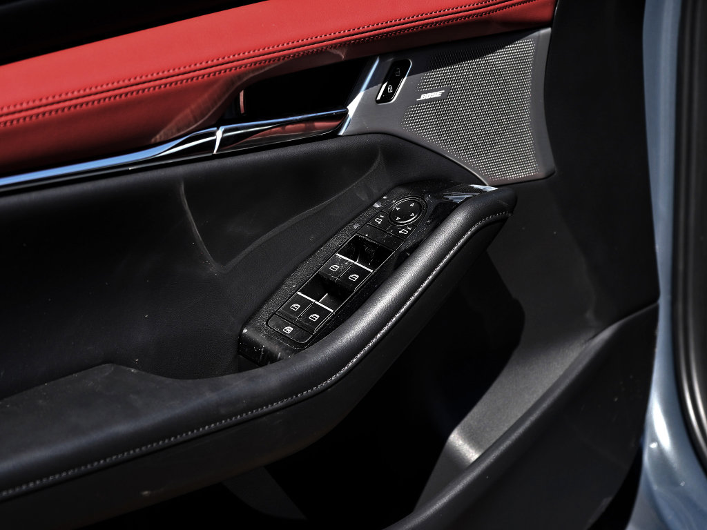 New 2026 MAZDA MAZDA3 2.5 S Hatchback w/ Premium Pkg image 18