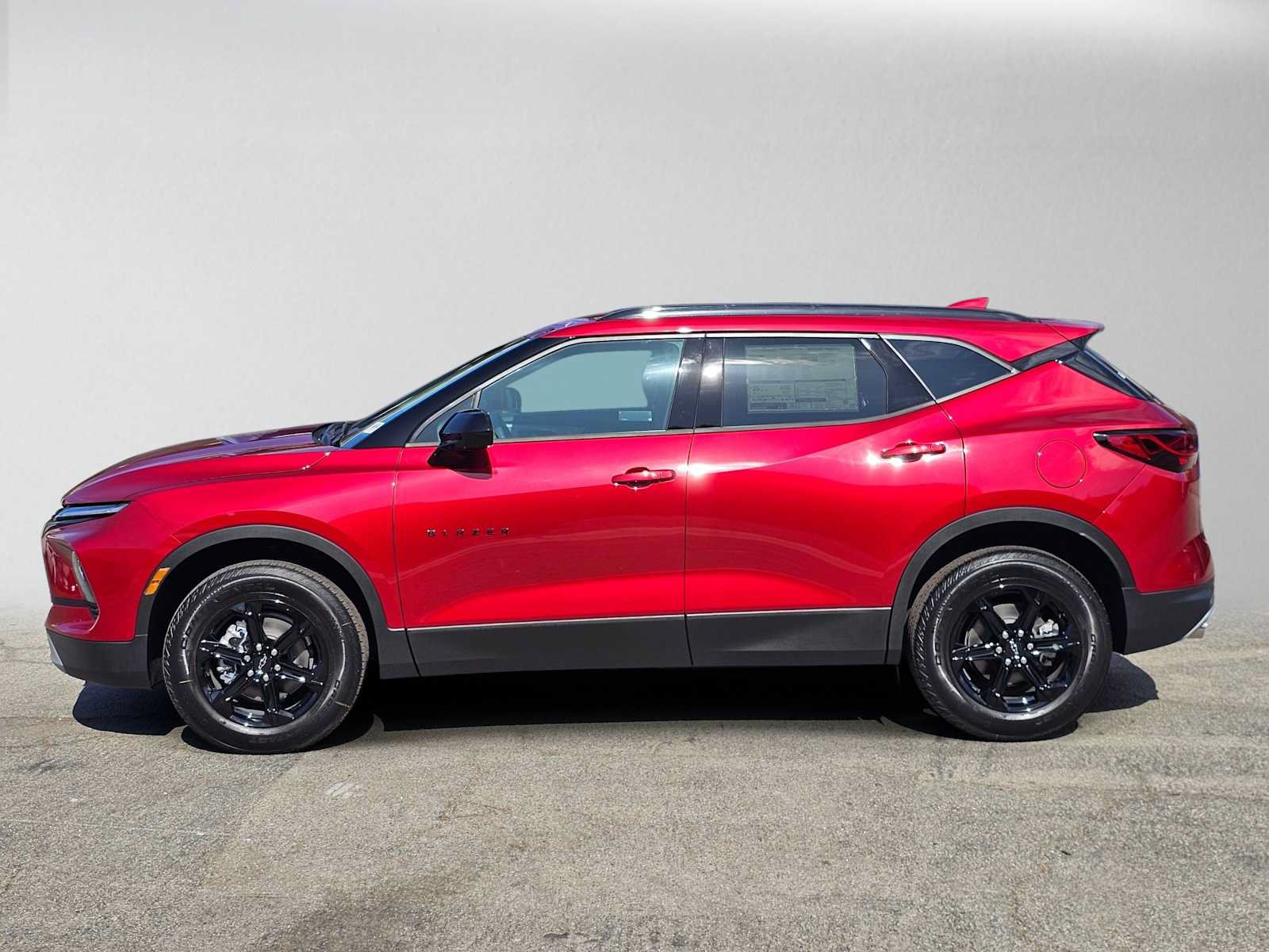 New 2026 Chevrolet Blazer LT w/ Convenience Package FWD image 6
