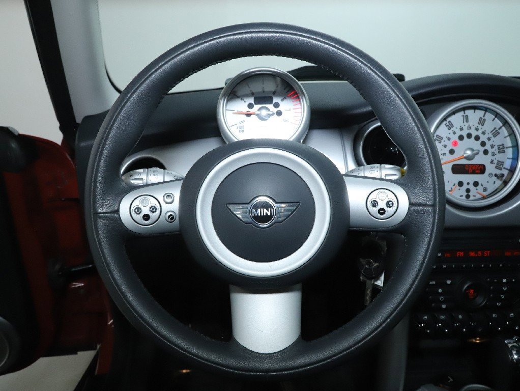 Used 2006 MINI Cooper Hardtop image 25