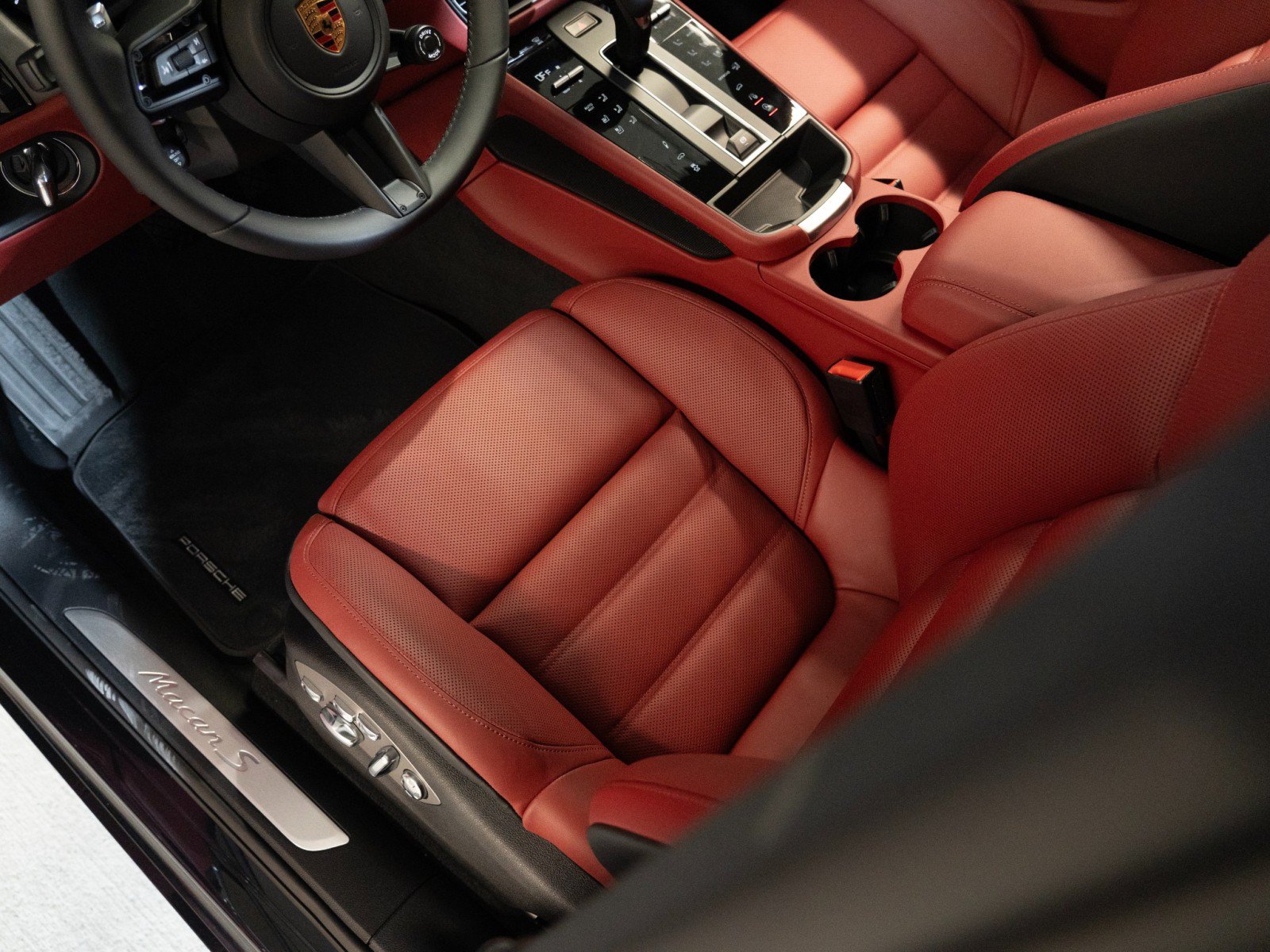 New 2026 Porsche Macan S AWD/4WD image 14