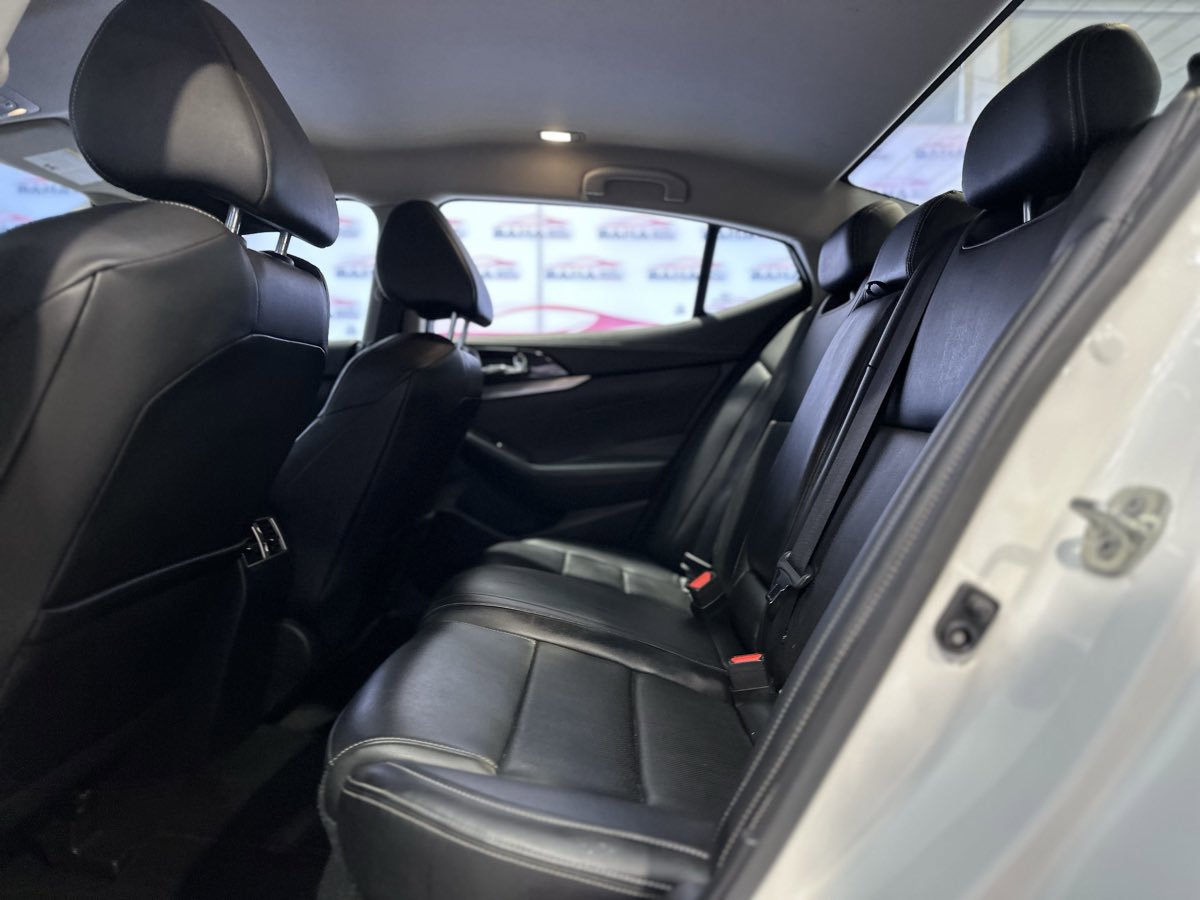 Used 2022 Nissan Maxima SV w/ Floor Mat Group image 24