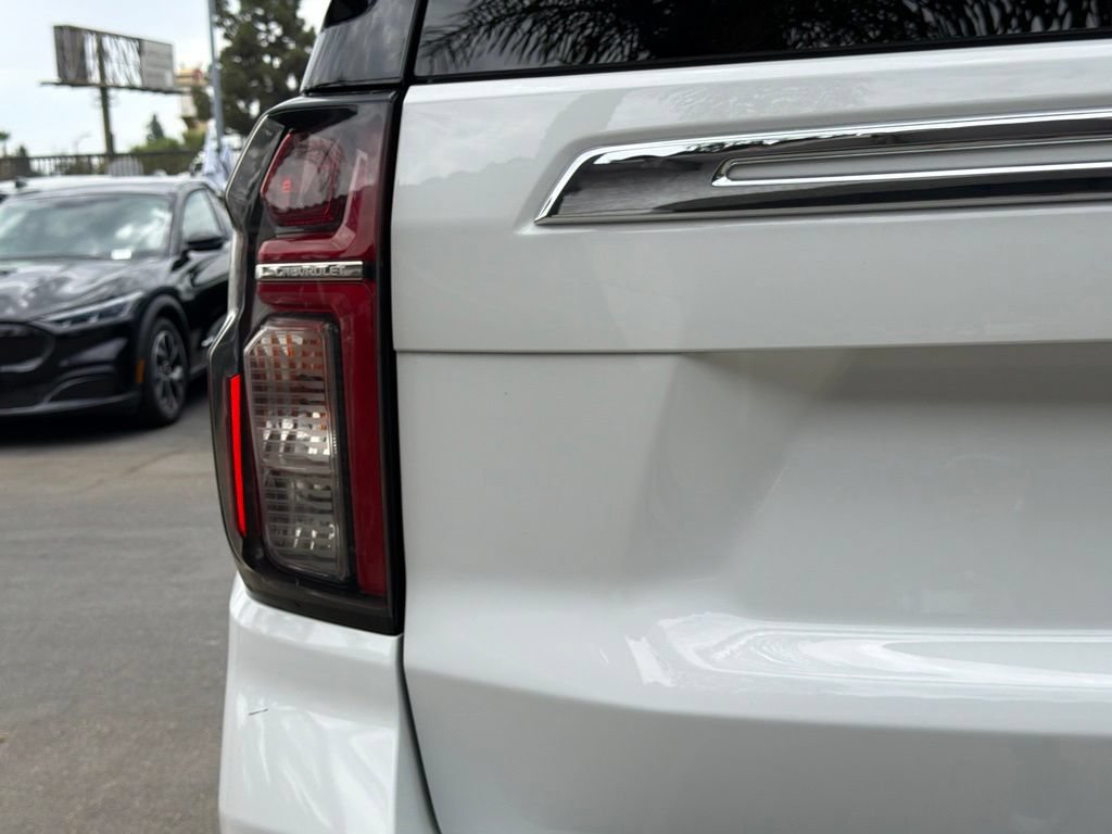 Used 2021 Chevrolet Tahoe LT w/ LT Signature Package RWD image 16