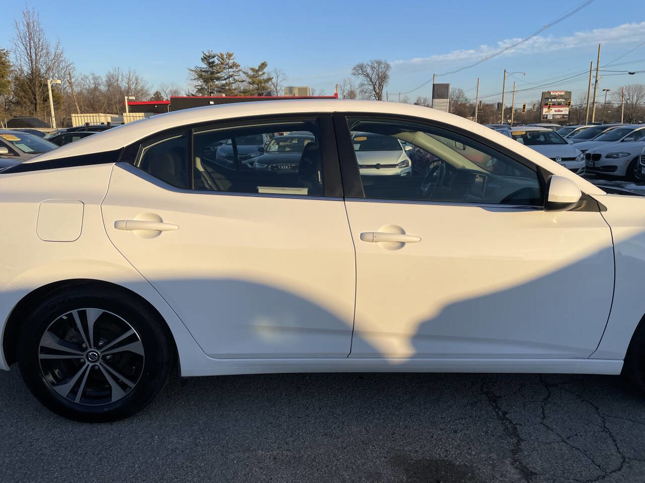 Used 2023 Nissan Sentra SV FWD image 5