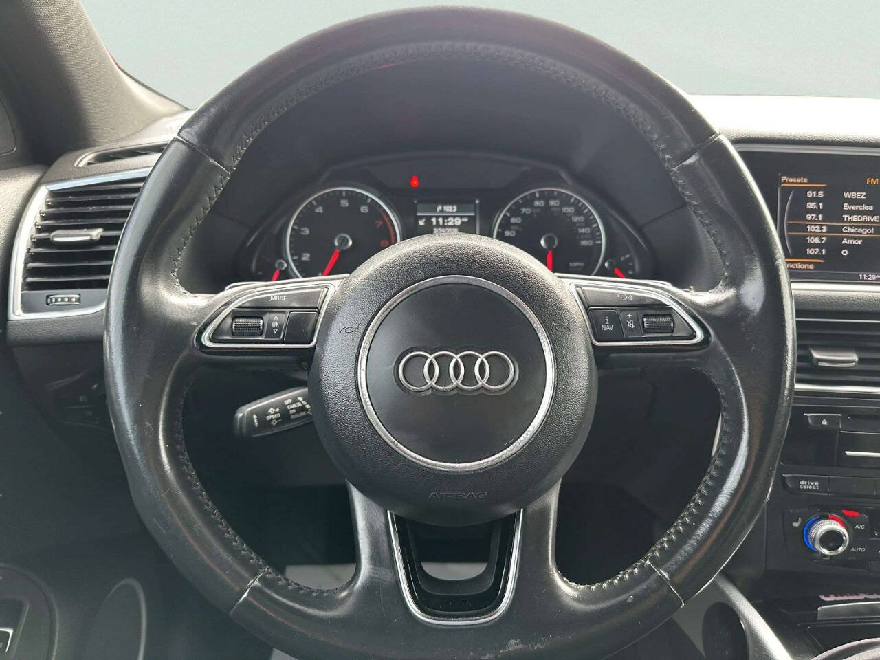 Used 2017 Audi Q5 2.0T Premium Plus w/ Technology Package AWD/4WD image 24