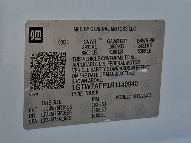 Used 2024 GMC Savana 2500 w/ Driver Convenience Package image 31