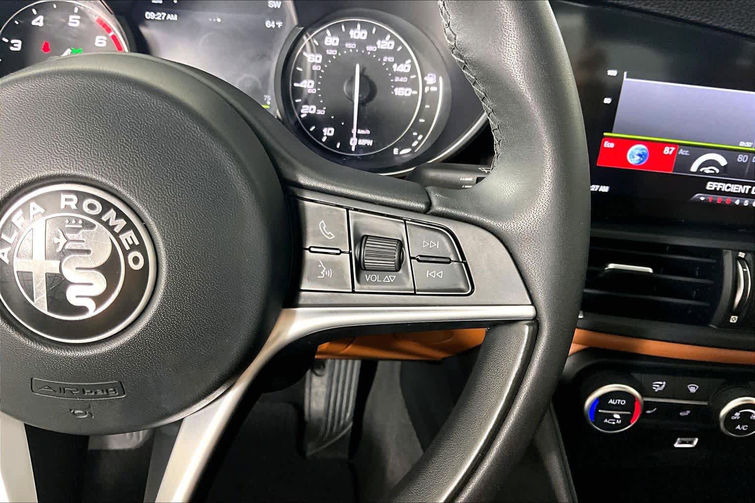 Used 2019 Alfa Romeo Giulia w/ Quick Order Package 22K Sport RWD image 24