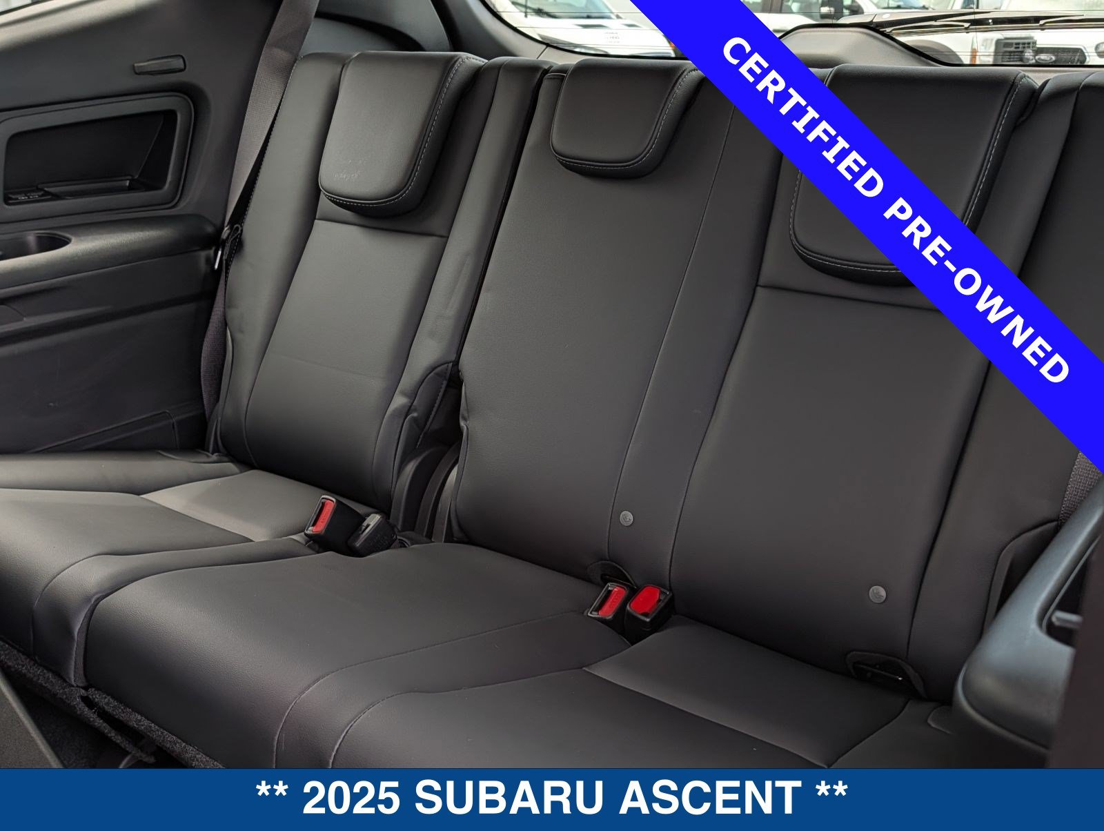 Used 2025 Subaru Ascent Touring AWD/4WD image 17