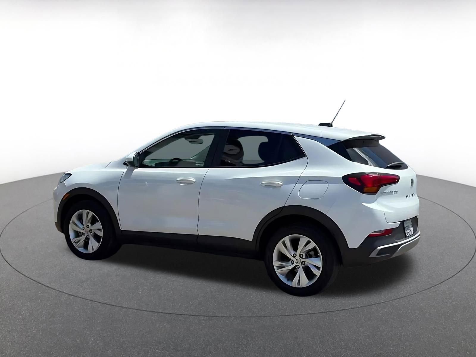 Used 2025 Buick Encore GX Preferred image 10