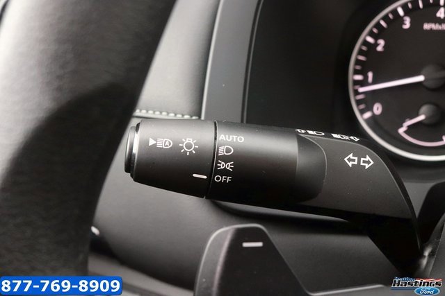 Used 2025 Nissan Pathfinder S image 22