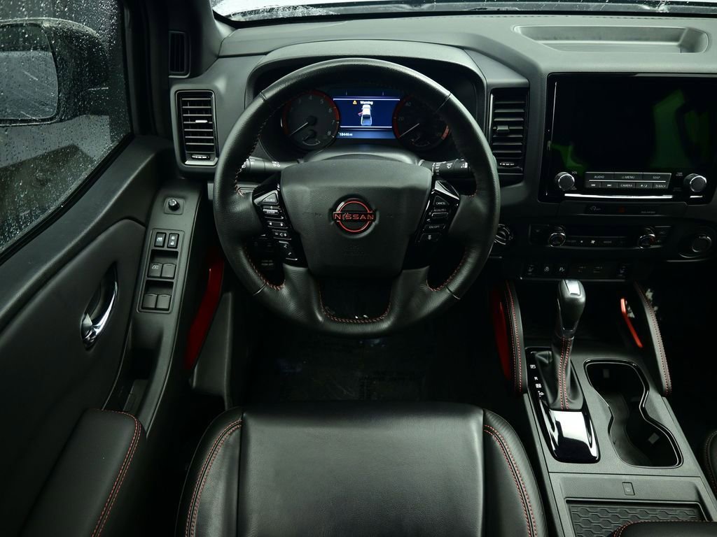 Used 2024 Nissan Frontier PRO-4X w/ Pro Premium Package image 33