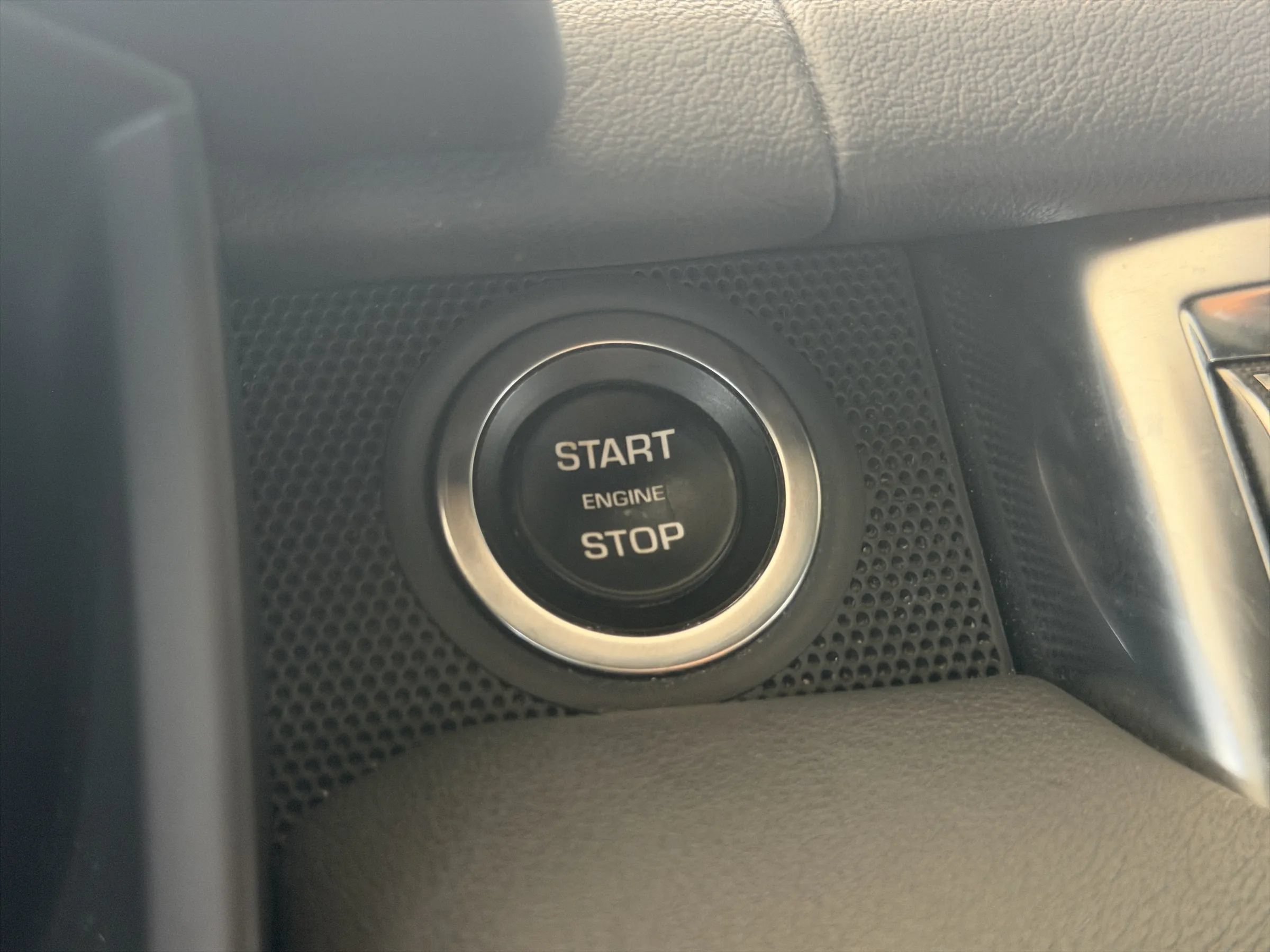 Used 2014 Land Rover Range Rover Sport SE AWD/4WD image 33