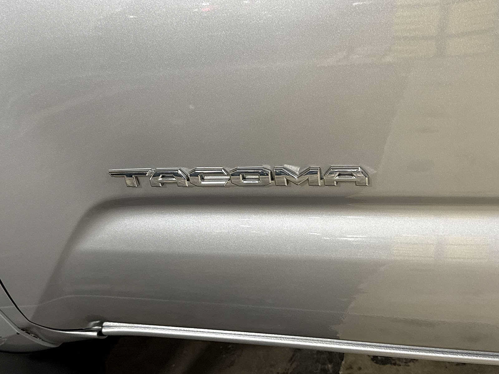 Used 2019 Toyota Tacoma SR5 AWD/4WD image 24