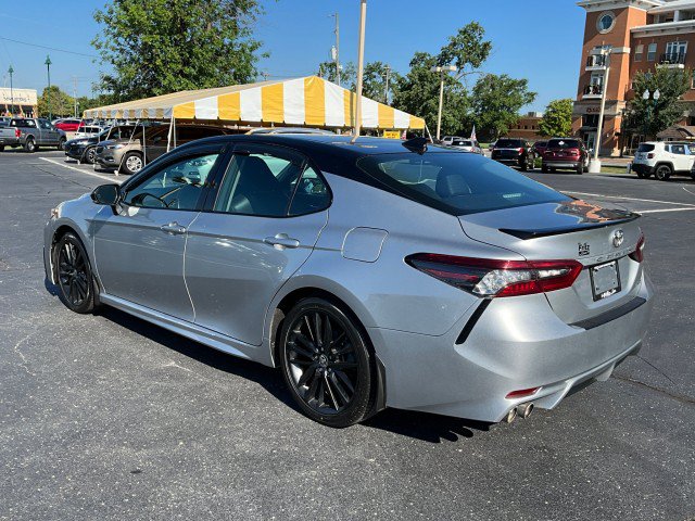 Used 2021 Toyota Camry XSE FWD image 5