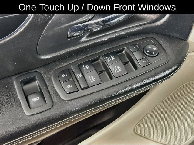 Used 2019 Dodge Grand Caravan SXT FWD image 22