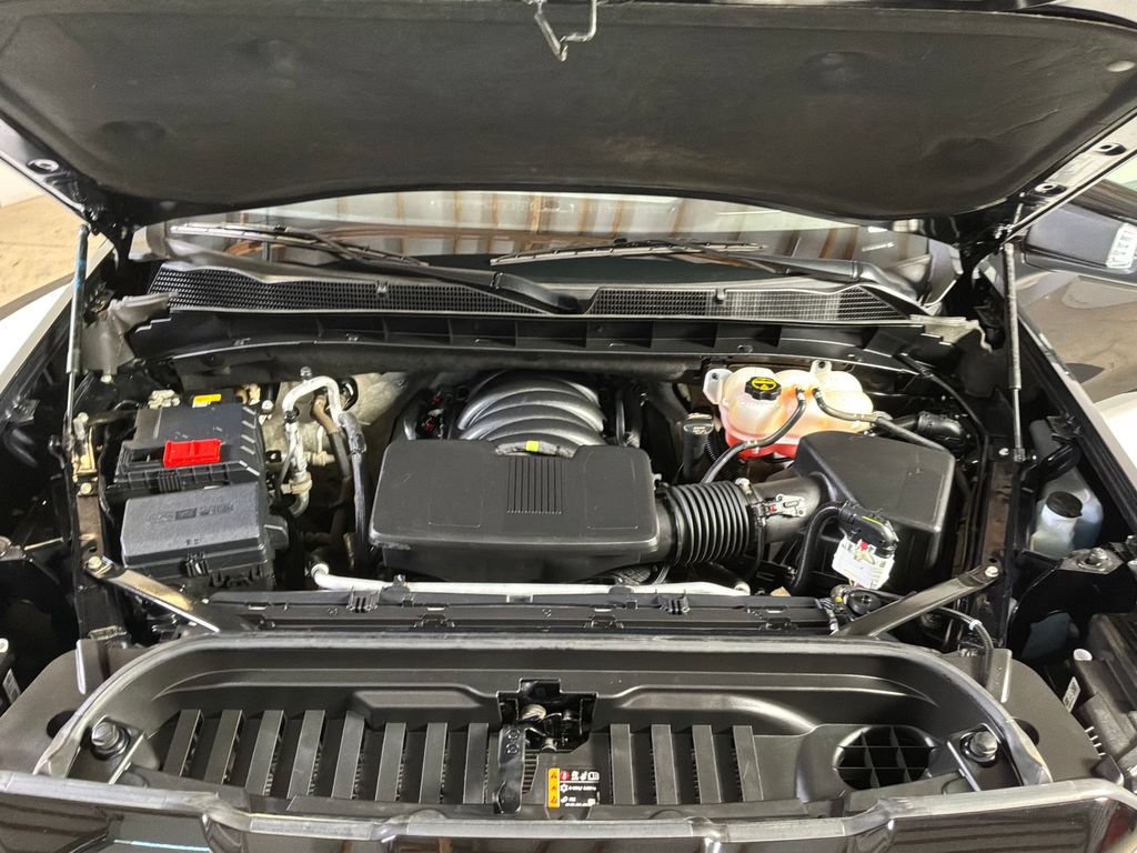 Used 2025 GMC Sierra 1500 AT4 w/ Technology Package AWD/4WD image 29