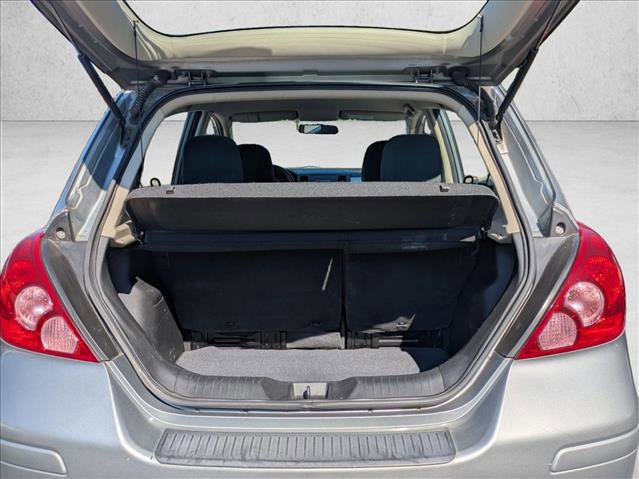 Used 2012 Nissan Versa 1.8 S FWD image 6