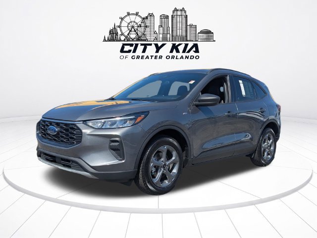 Used 2025 Ford Escape ST-Line AWD/4WD image 2