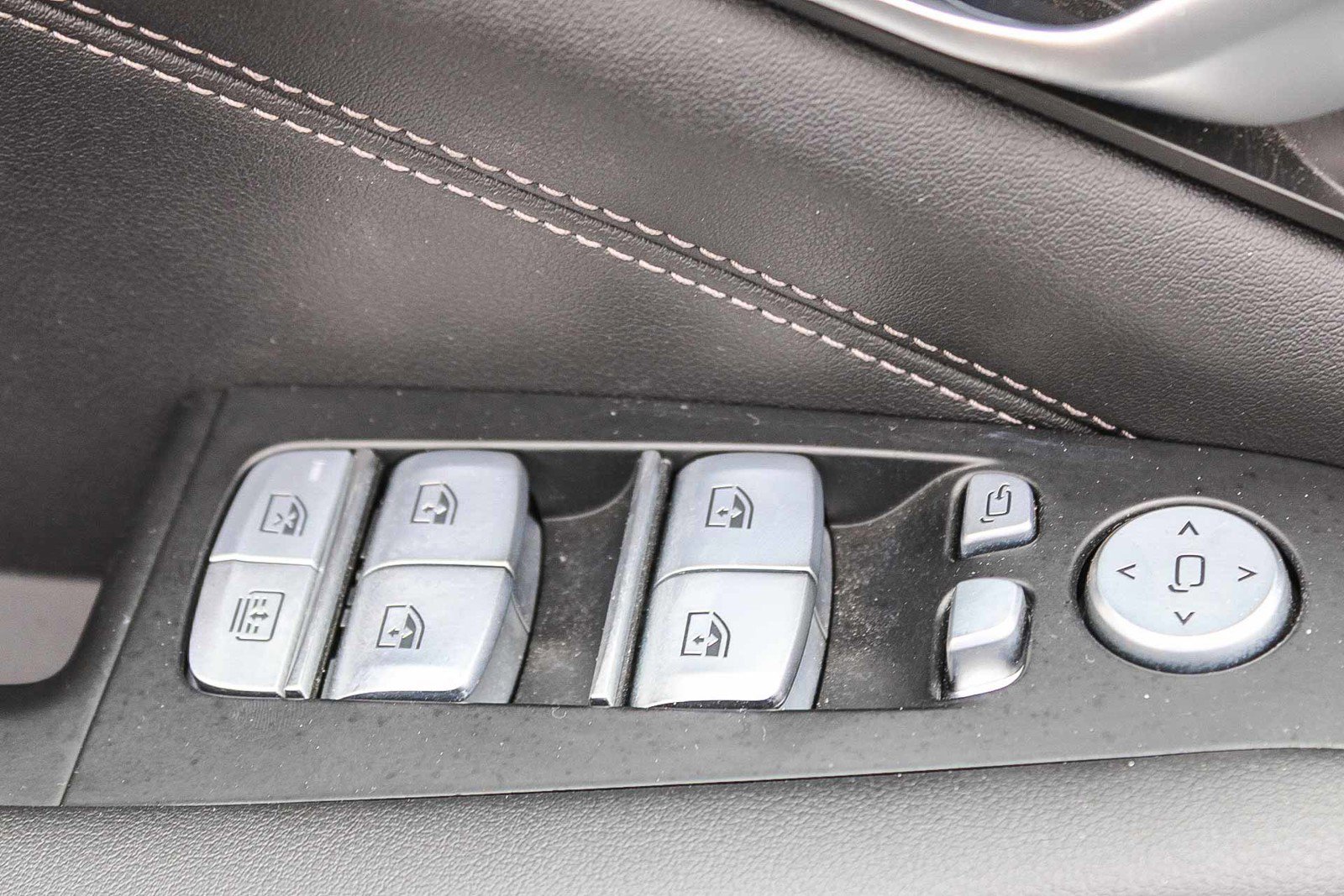 Used 2023 BMW X7 xDrive40i w/ Premium Package image 20