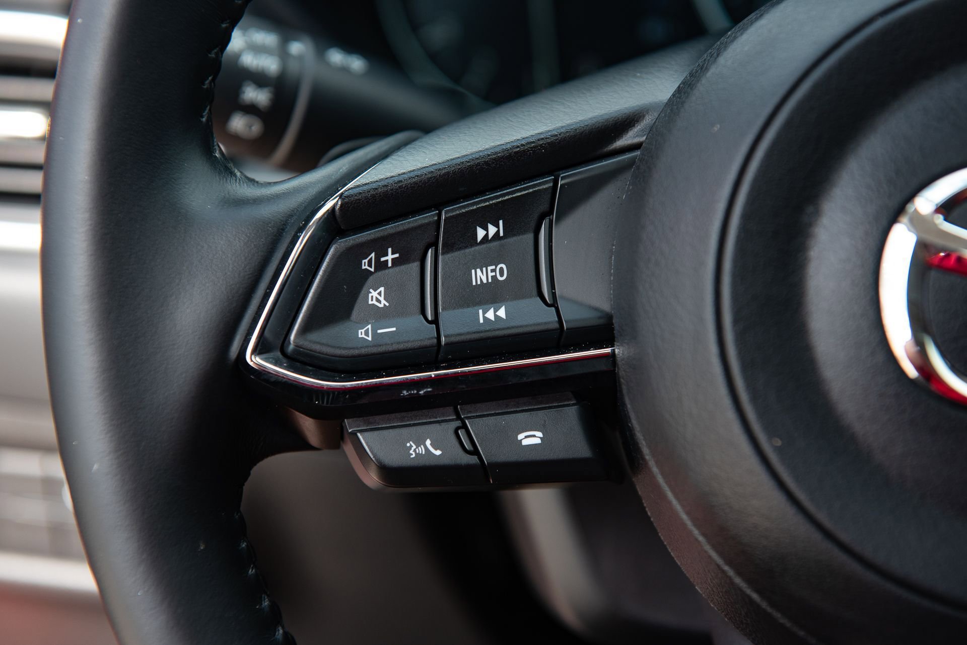 Used 2023 MAZDA CX-5 AWD 2.5 S w/ Premium Package image 26