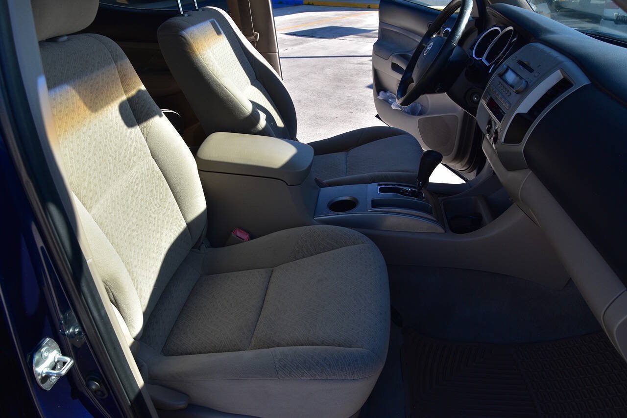 Used 2007 Toyota Tacoma PreRunner w/ SR5 Pkg #2 RWD image 10