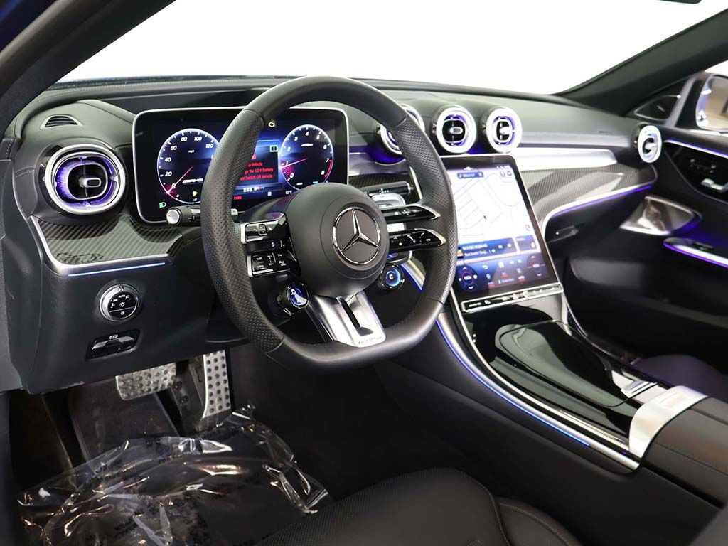 Used 2023 Mercedes-Benz C 43 AMG 4MATIC Sedan image 31