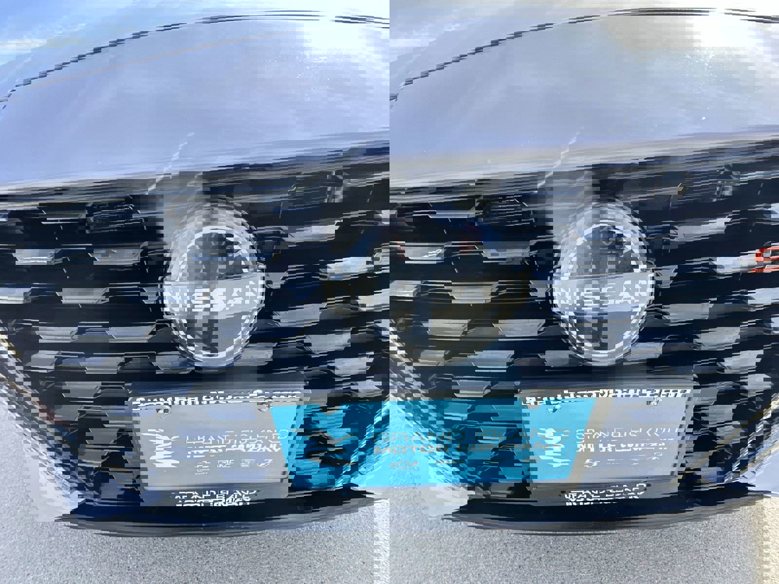 Used 2023 Nissan Altima 2.5 SR w/ SR Premium Package image 32