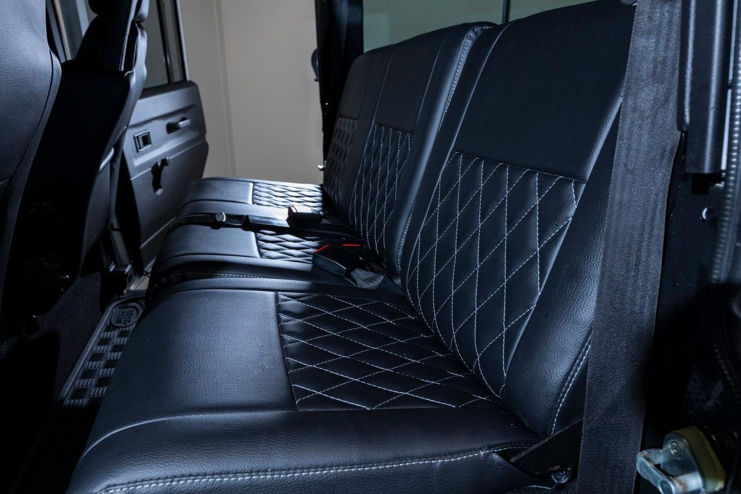 Used 1993 Porsche 968 Coupe image 32