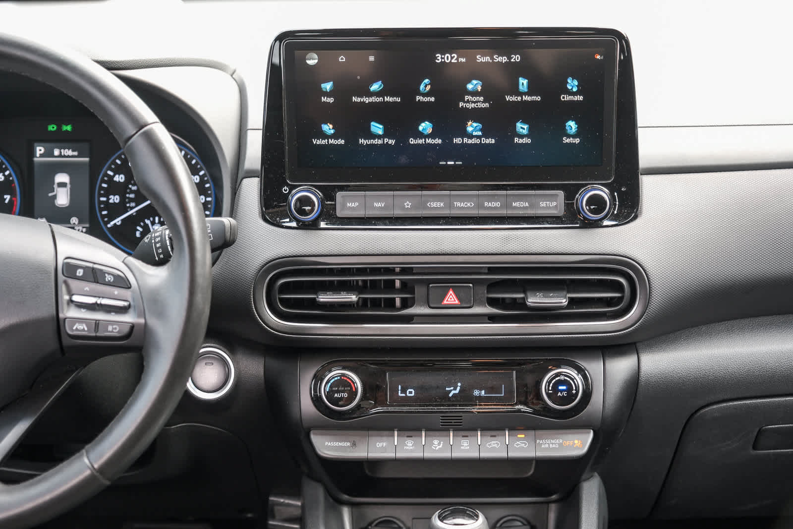 Used 2023 Hyundai Kona SEL w/ Convenience Package FWD image 13