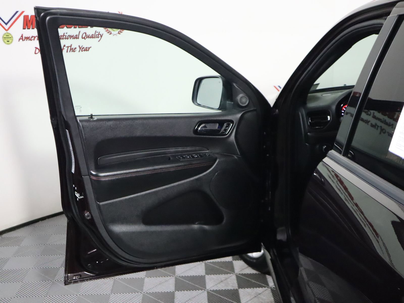 Used 2025 Dodge Durango GT image 25