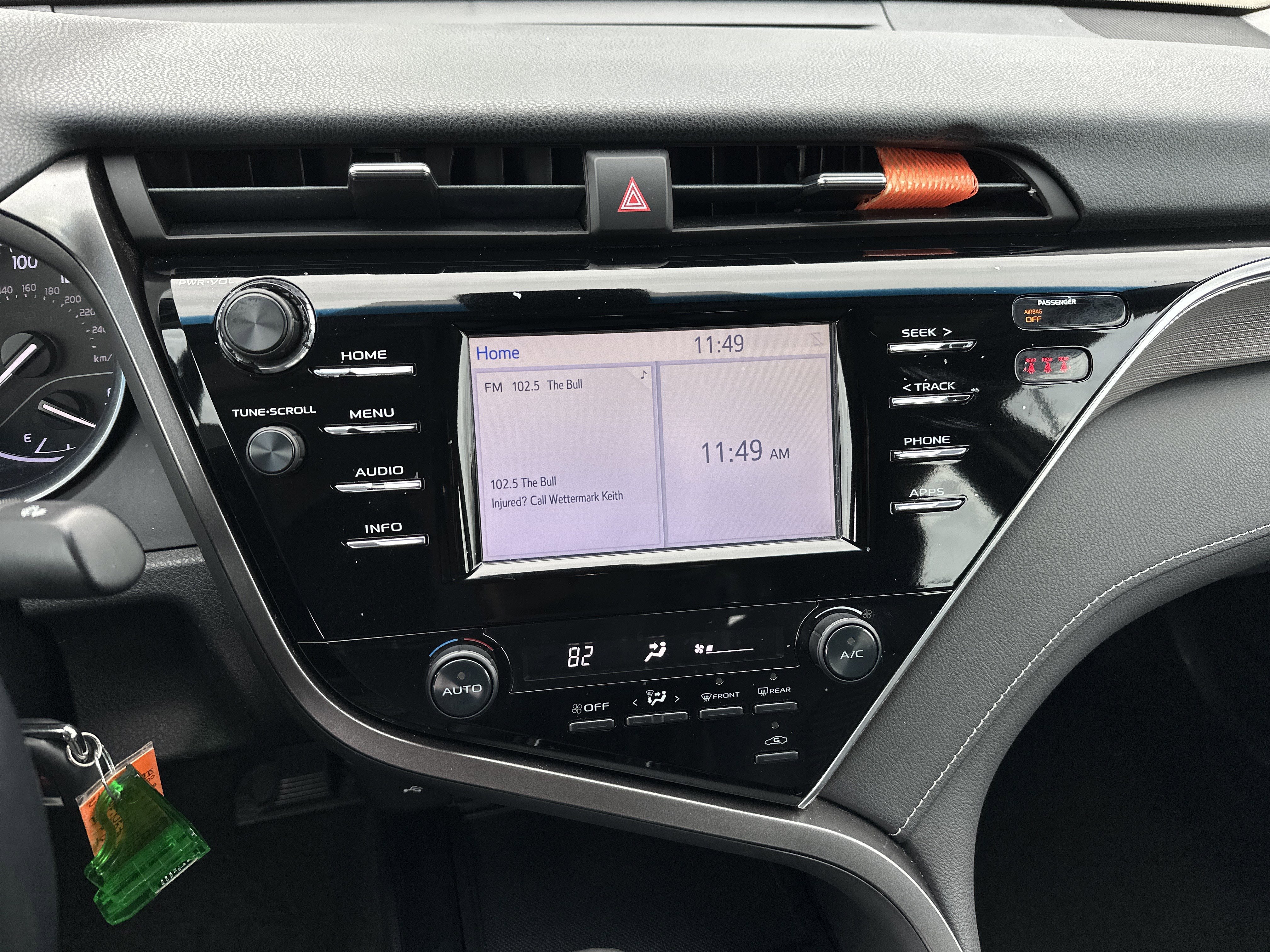 Used 2018 Toyota Camry SE image 27